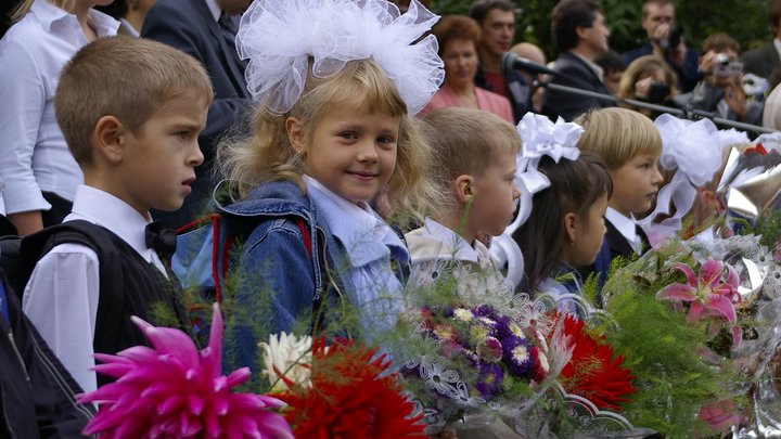 В Екатеринбурге родителей не пустят на первосентябрьские школьные линейки