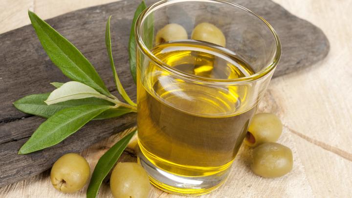 Врач Мясников рассказал, что употребление растительного масла не защищает печень