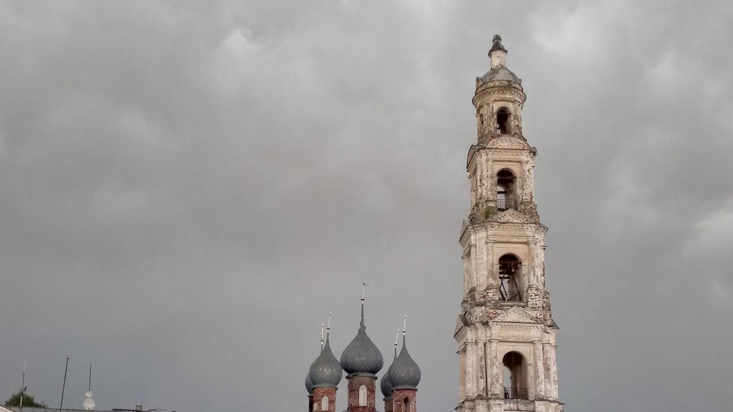 Колокольня в Шуе Ивановской области