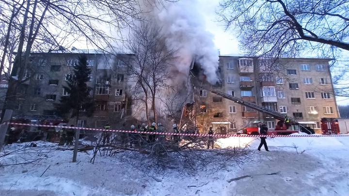 В больницах Новосибирска остаются двое пострадавших при обрушении дома на Линейной