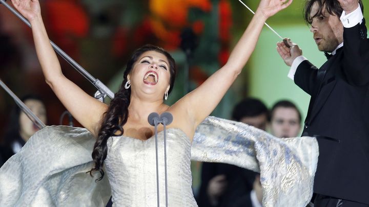 Отказ Нетребко поддержать Родину обернулся для певицы крахом карьеры и разводом. Всплыла даже тема наркотиков