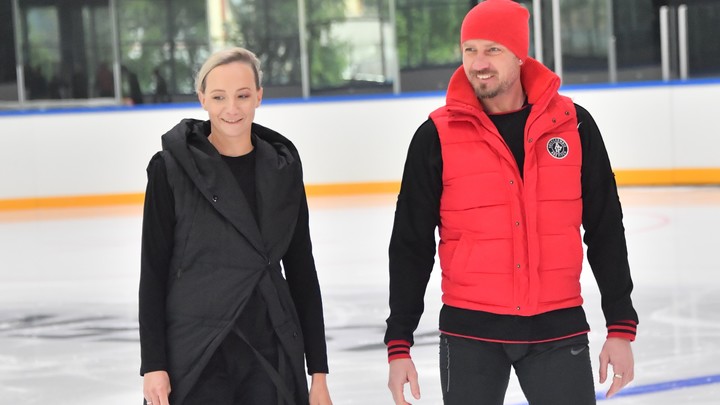 Романа Костомарова выписали из больницы – Видео