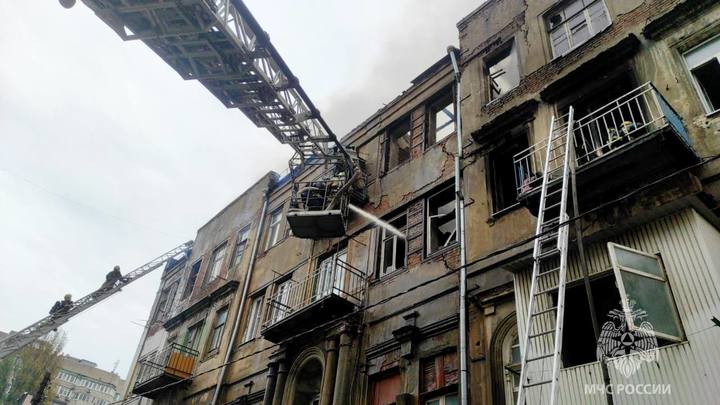 Новости Ростова-на-Дону 10 ноября 2023: крупный пожар в 120-летнем здании