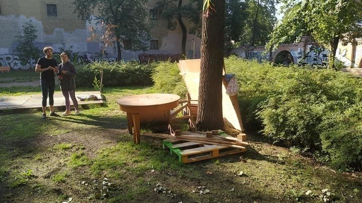 Ломать не строить: власти Петербурга разрушили двор, которые жители сделали на Васильевском острове
