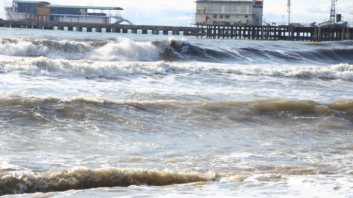 В Новороссийске сильный ветер поднимет 2,5-метровые волны