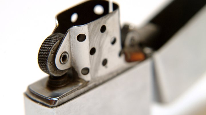 Фигуриста Соловьёва избили из-за зажигалки? Спутница спортсмена раскрыла подробности драки