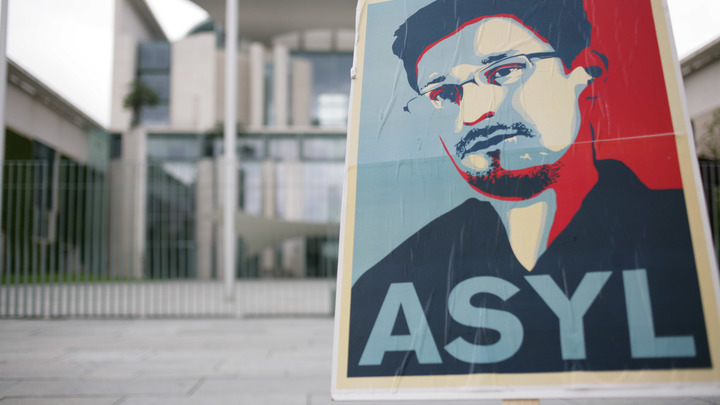 Сноуден о Северных потоках: США всегда опровергают свои тайные операции