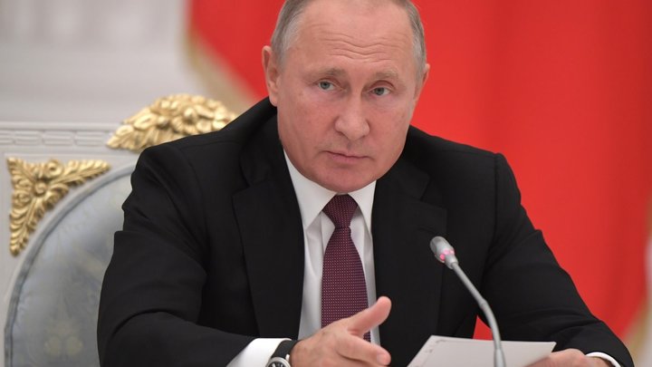 Путин одобрил пилотный проект по налогам для самозанятых