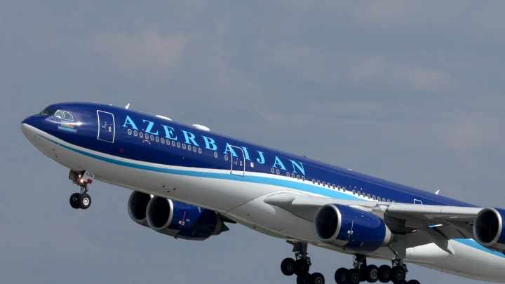 Казахстан занервничал? После слива расшифровки переговоров пилотов AZAL слово взяли чиновники