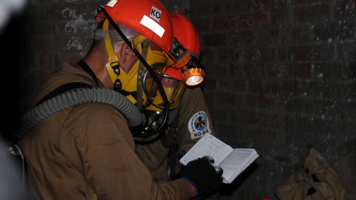 Отправленные на помощь шахтёрам горноспасатели пропали в Кузбассе - СМИ