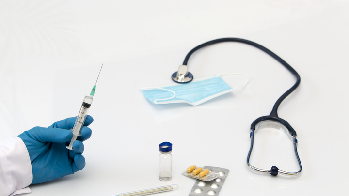 Бразильцам срочно потребовалась русская вакцина: 10 миллионов доз спасут страну?