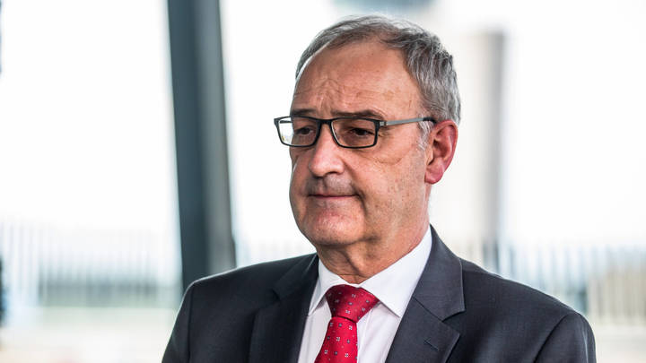 Президент Швейцарии сделал Путину и Байдену подарок, опережающий время