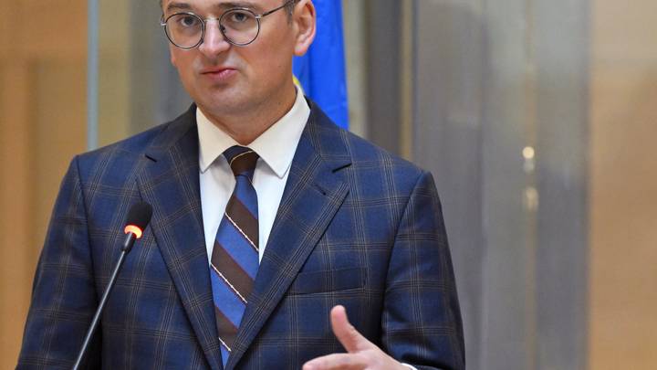 Кулеба упрекнул Европу в неумении воевать