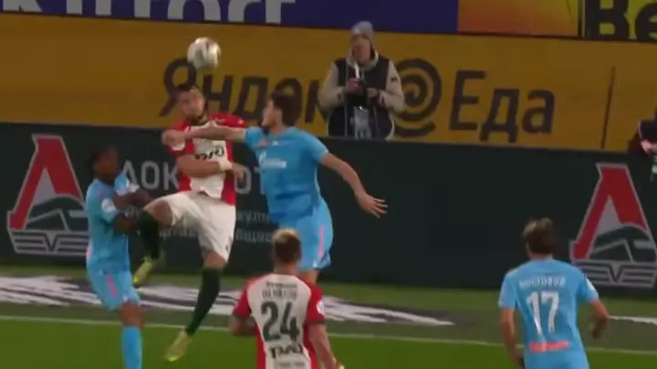 Дивеев о пенальти в матче с «Локомотивом»: «Касания мяча не было, может я насолил судьям»