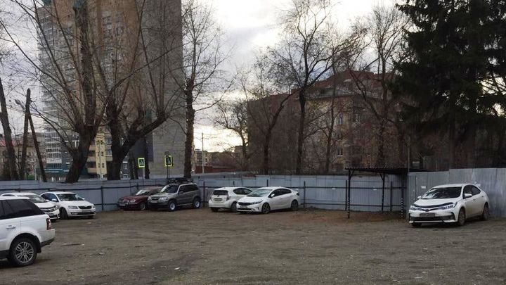 Прокуратура потребовала закрыть автостоянки в Челябинске