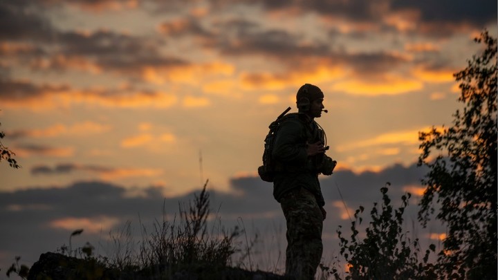 Выхода нет: Экс-аналитик ЦРУ назвал два пути для Украины