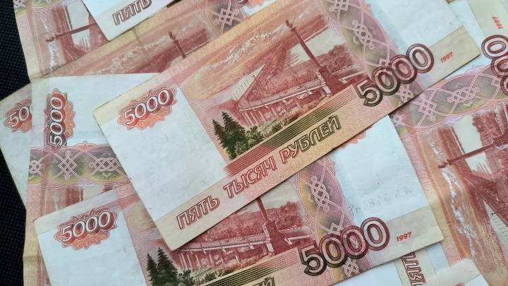 Штрафы для родителей предложили увеличить до двух тысяч рублей