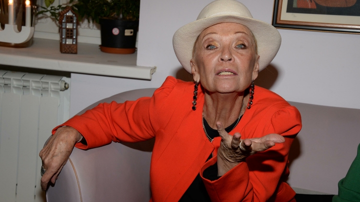 В Москве пятые сутки разыскивают актрису Светлану Светличную