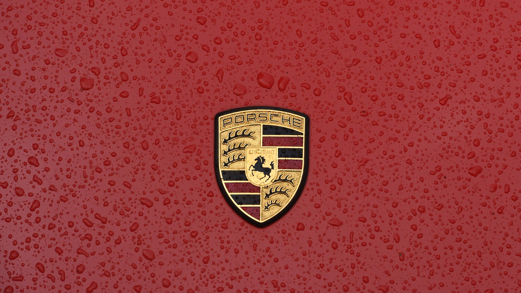 Владелец Porsche потратил на краску больше, чем на авто Владелец Porsche потратил на краску больше, чем на авто