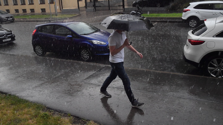 В Сочи прогнозируют сильные ливни с грозами и градом