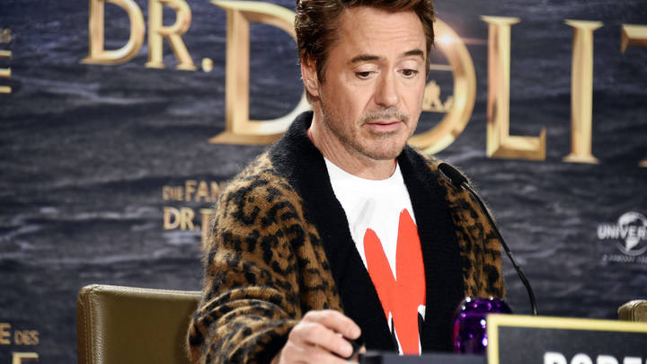 Железного человека затравили за носки: Слишком русские