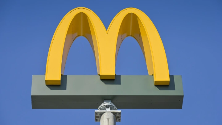 Европейский Макдоналдс трижды удивил туриста из России: Какой сейчас век?!