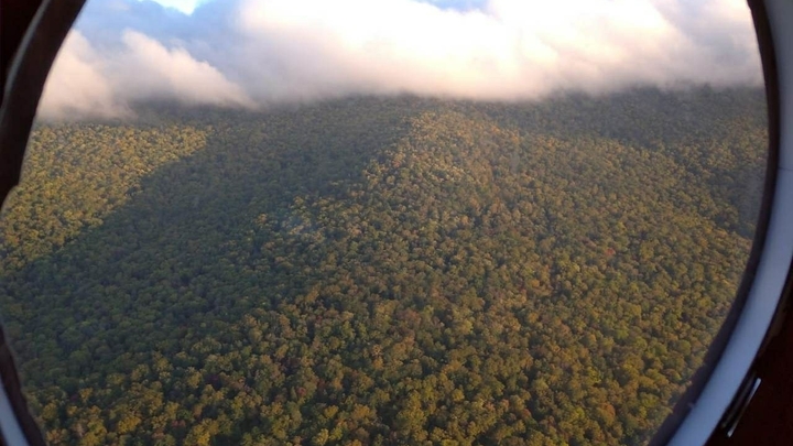 Су-35 уничтожил два вертолёта ВСУ без единого выстрела. Кадры с места крушения