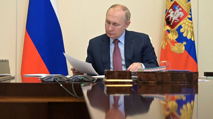 Путин пресёк незаконное обогащение чиновников одной подписью