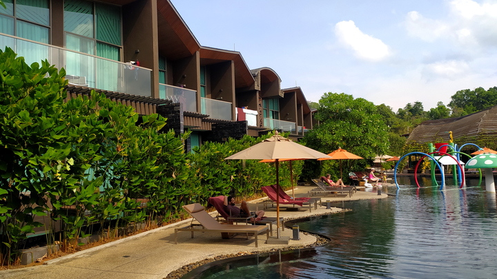 Поляки пожаловались на большое количество русских туристов в Таиланде