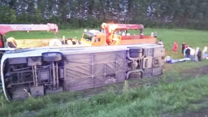 В Татарстане перевернулся автобус с 46 пассажирами. Есть пострадавшие