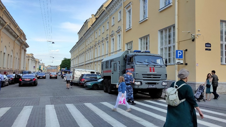 В Петербурге ограничат движение транспорта из-за матча Евро-2020 Россия-Финляндия