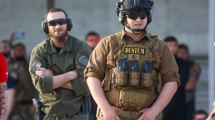 Боевой дресс-код: Адам Кадыров отметил день рождения в худи с волком и позывным