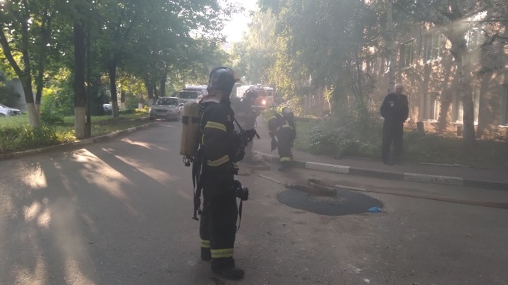 Из Владимирской больницы скорой помощи эвакуировали 142 человека
