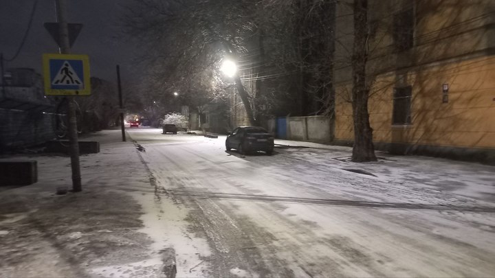 Не до гололеда. Власти думают, как бы землю продать под застройку: ростовчане - о ледяном коллапсе