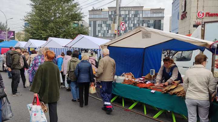 Улицу Сибиряков-Гвардейцев в Новосибирске перекроют из-за ярмарки