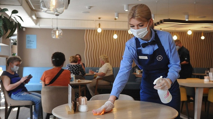 Работа после полуночи, курение кальянов: Рассказываем, за что чаще всего штрафуют заведения Кубани