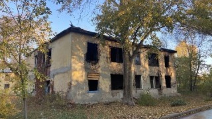 В Самаре прокуратура требует снести три аварийных дома