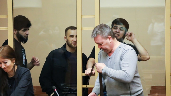 Стало известно, сколько заплатят мигранты, убившие парня у ТРК Космос, его родителям