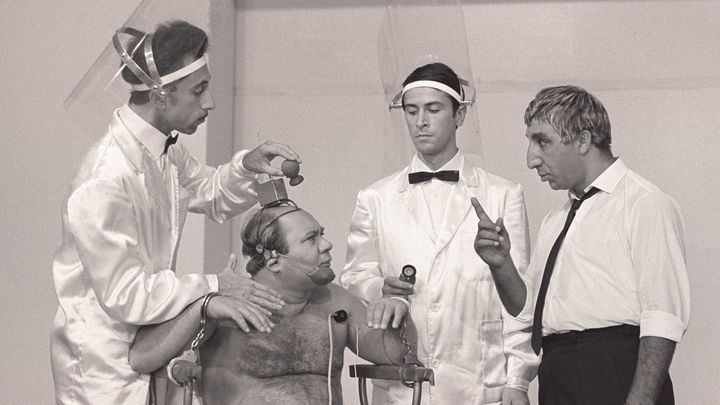 Инопланетяне, Гагарин и советские кинопираты. Странная судьба первого фильма Данелии и Леонова