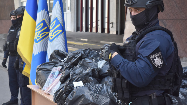 Украинская полиция возглавляла наркомафию — замначальника милиции Запорожской области