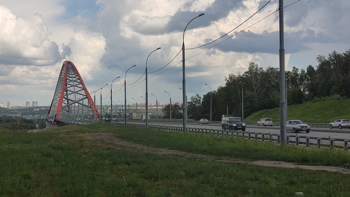 Губернатор Новосибирской области высказался о задержке строительства Южного транзита