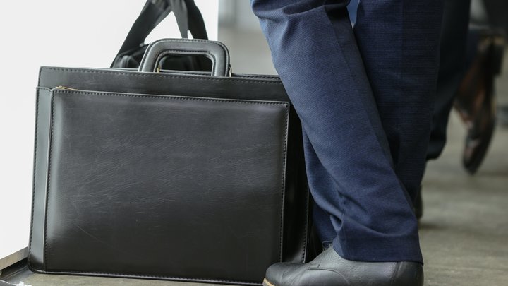 Кому из чиновников пора в отставку? Громкие фамилии названы в прямом эфире