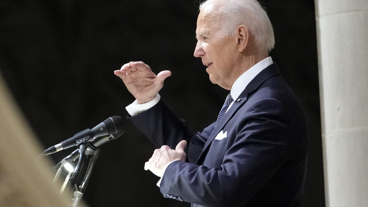 Сын Байдена имел доступ к секретным документам. Скандал в Вашингтоне набирает обороты