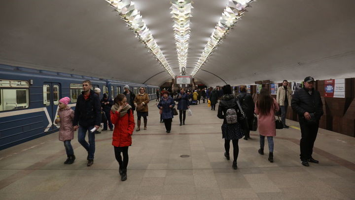 В новосибирском метрополитене умер пассажир