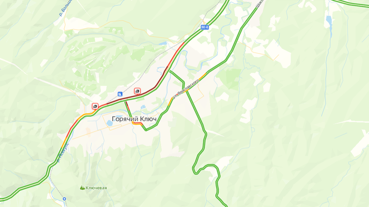 2 часа без движения: на пути к морю образовались многокилометровые пробки