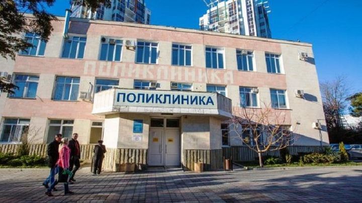 Острый дефицит поликлиник на Кубани намерены начать решать только в следующем году