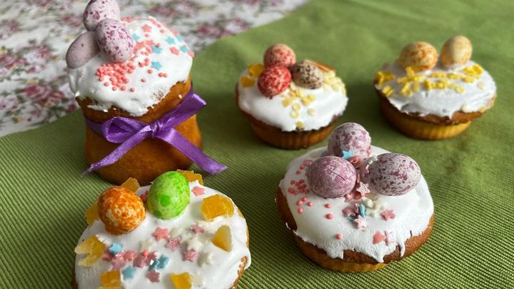 На ярмарках выходного дня в Краснодаре продаётся пасхальная снедь