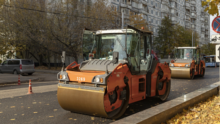 Дорожники ликвидируют опасный поворот на Западном въезде в Ростов