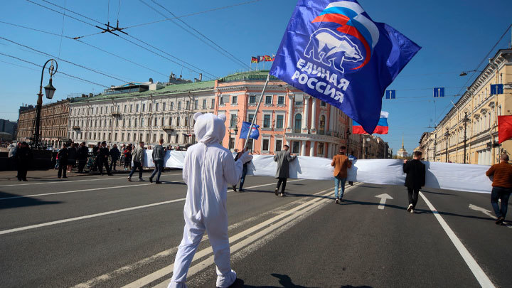 Самомедвеженцы рвутся к власти: Хитрый план Единой России