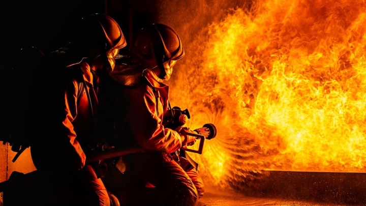 Открытое горение ликвидировано: Пожарные установили причину взрыва газопровода в Ленобласти